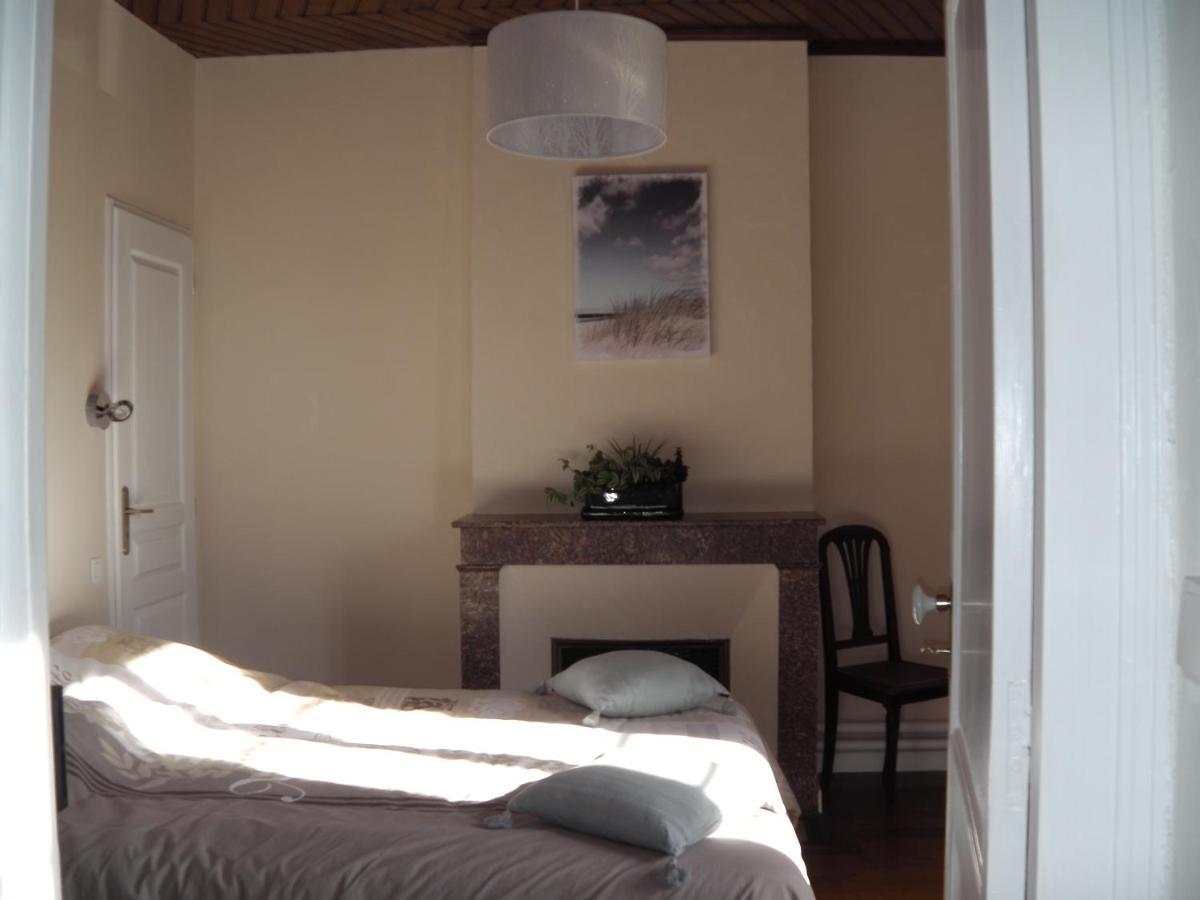 Aux Vieux Fours Bed & Breakfast Noaillac Exterior photo